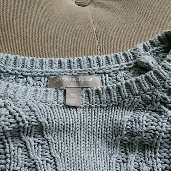 5 for $25 Banana Republic sweater - Picture 3 of 3